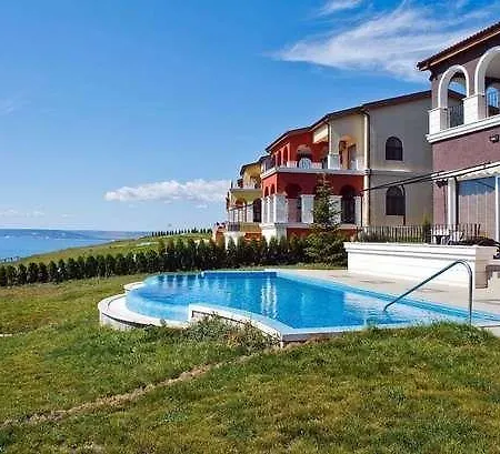 Lighthouse And Aparthotel *